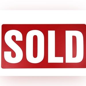 Beautiful rhinestone nude flats